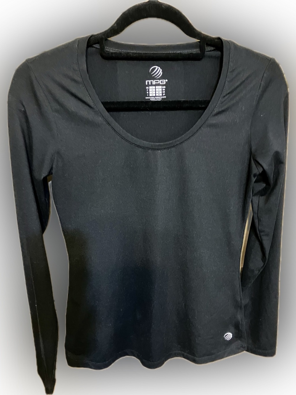 MPG Women's Black Long Sleeve Scoop Neck Performance Top